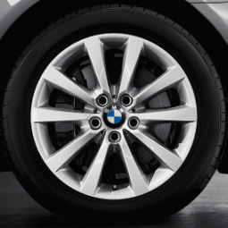 Winterkomplettradsatz auf BMW Alufelge